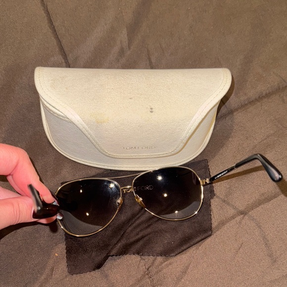 Tom Ford Black Aviator Sunglasses with Cream Case main image 6
